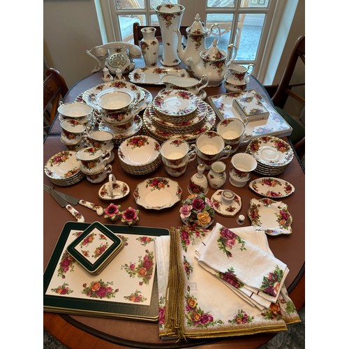 142 - A large quantity of Royal Albert Old Country Roses dinner, tea, coffee and other items to include 2 ... 