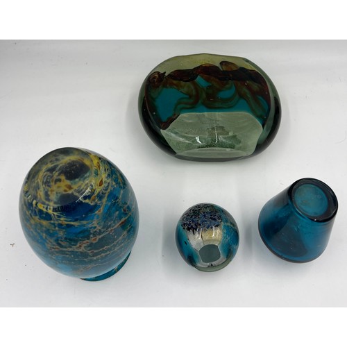 304 - Four pieces of mid 20thC glass, the smaller vase 11cm h marked Mdina.