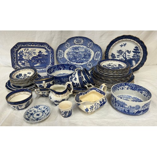 137 - A Booths Real Old Willow part table service comprising 6 x dinner plates, 6 x dessert plates 21cm d,... 