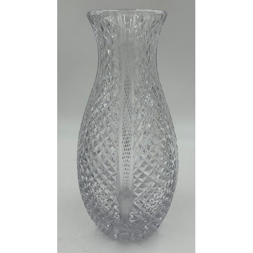 306 - A selection of good quality glass ware to include a Waterford round vase 15cm h, a heavy Waterford b... 