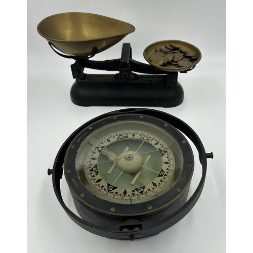 1340 - A gimbal mounted brass ship's compass PATT. 0995 No. 161K (23 cm d), together with a set of 2lb Aver... 