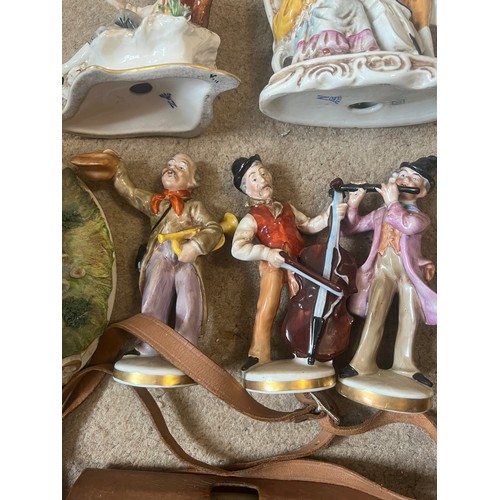 98 - Seven various Capodimonte figures together with a vintage leather cased Perdio transistor radio and ... 