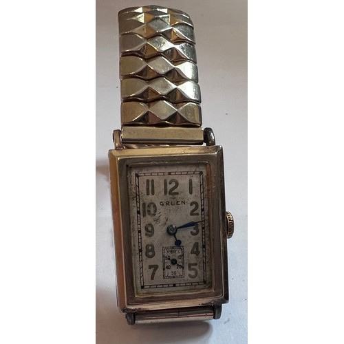 787 - A late 1930's manual Gruen 10K rolled gold wristwatch with subsidiary seconds dial. 15 jewel.

Winds... 