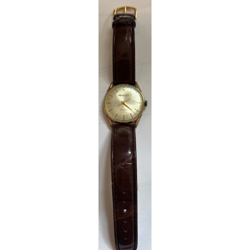 791 - A vintage Regency automatic wristwatch 17 jewels, serial no 2 engraved to back. 

Good working order... 