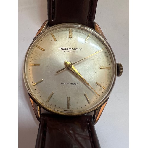 791 - A vintage Regency automatic wristwatch 17 jewels, serial no 2 engraved to back. 

Good working order... 