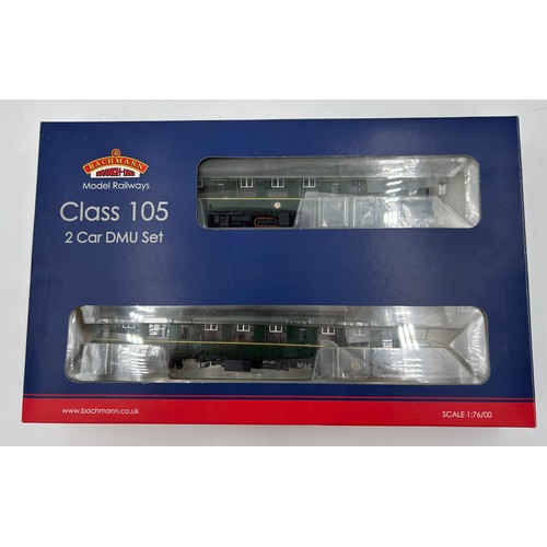 1210 - A boxed Bachmann Branch-Line OO gauge British Railways Class 105 Two Car DMU set in BR Green with sp... 