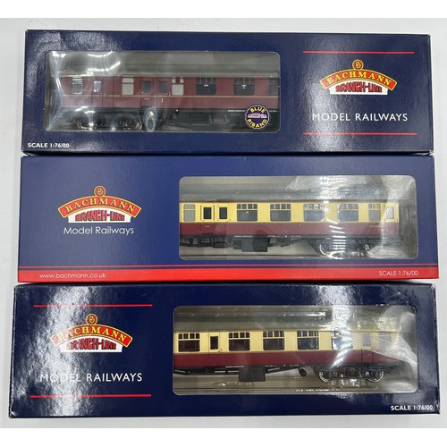 1209 - Six boxed Bachmann rolling stock carriages and a Locomotive OO gauge to include 39-077D BR mk1 bsk b... 