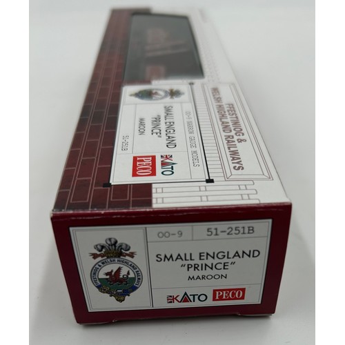 1224 - A boxed Peco /Kato 009, 51-251b locomotive Small England 'Prince' maroon.