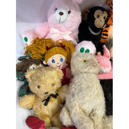 1203 - A collection of soft toys to include Keel, Brush a Love by Matchbox, Ty Beanie Babies, Anne Geddis, ... 