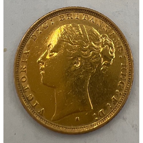 835 - A full Victorian gold sovereign 1886.