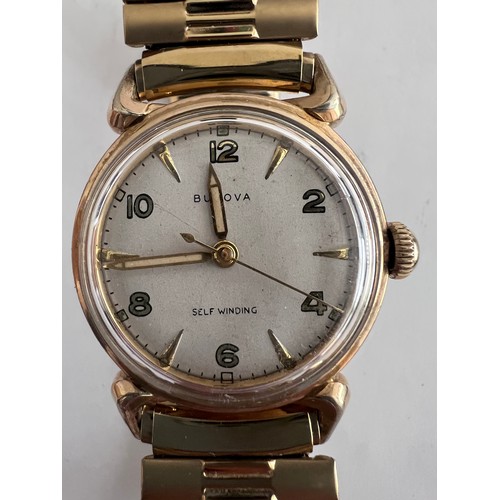 764 - A gentleman's Bulova vintage Self Winding gold plated wristwatch on expanding bracelet. 

Good worki... 