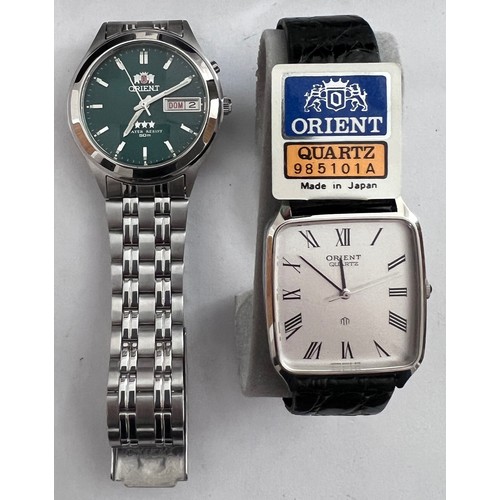 779 - Two Orient wristwatches to include an automatic day/date stainless steel case and band with Orient b... 