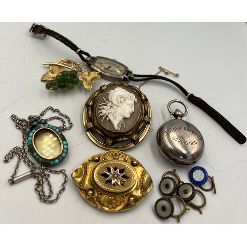 686 - A collection of 19th and 20thC jewellery and watches to include hallmarked silver sovereign holder B... 