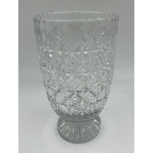 274 - A selection of glassware to include Thomas Webb flower vase, Stuart Crystal Decanter, David Smith 25... 