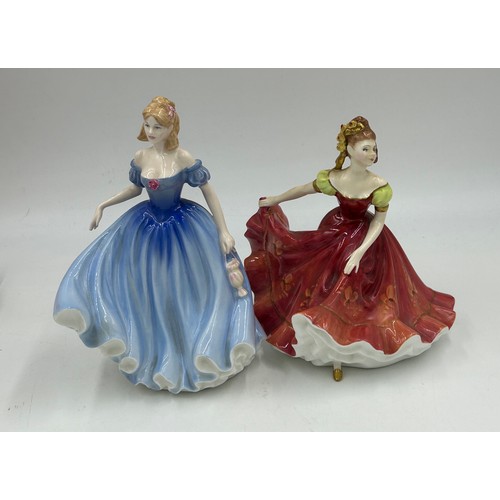 87 - Ten Royal Doulton figurines: Figure of The Year 2000 Rachel HN3976,  Classics 2001 Melissa HN3977, P... 