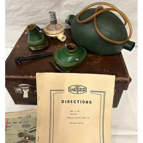 1367 - A 1959 Garthur Normalair First-Aid portable oxygen resuscitation equipment set in a Billings & Sons ... 