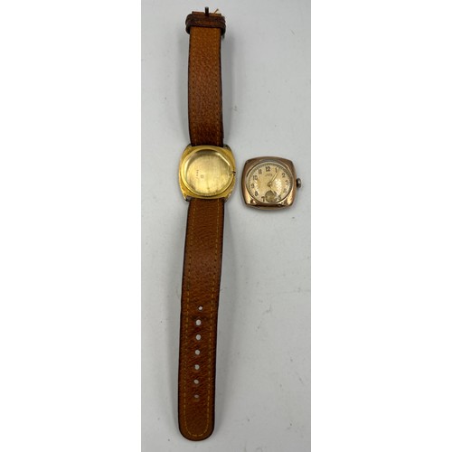 832 - A 9 carat gold cased UNO gentleman’s wristwatch with subsidiary seconds dial on leather strap. Total... 