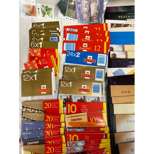 836 - An accumulation of GB booklets, presentation packs, mini-sheets and loose stamps. Duplication of mos... 