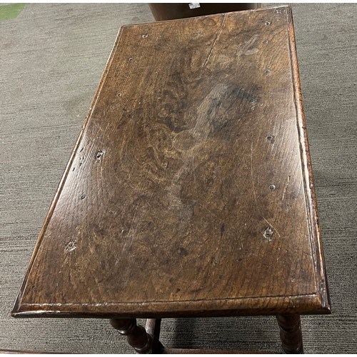 12A - An 18thC oak side table with turned legs. 92 w x 55 x d x 58cm h.