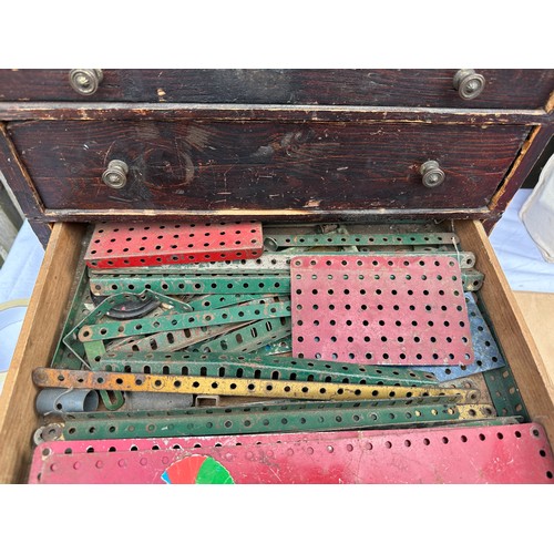 1054 - A quantity of vintage Meccano in two wooden boxes and a bag together with a Mamod steam engine.