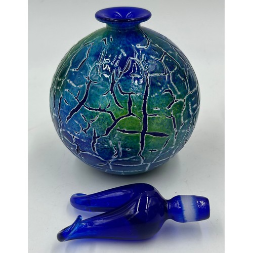 512 - Isle of Wight studio glass by Timothy Harris in the 'Crizzle' collection to include globe perfume bo... 