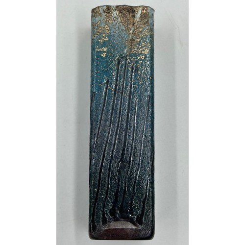 516 - Isle of Wight studio glass designed by Timothy Harris from the 'Golden Rain' collection to include a... 