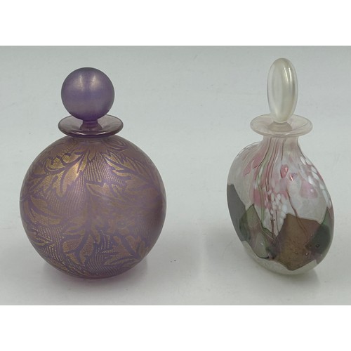 521 - Isle of Wight studio glass designed by Timothy & Jonathan Harris 'Elizabethan Tapestry' globe perfum... 