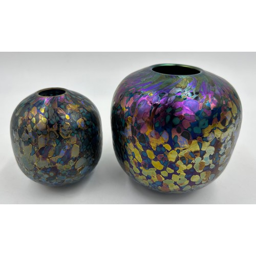 534 - Isle of Wight studio glass Bon Bons Allsorts Collection to include 2 x globes vases 11cm h  with bla... 