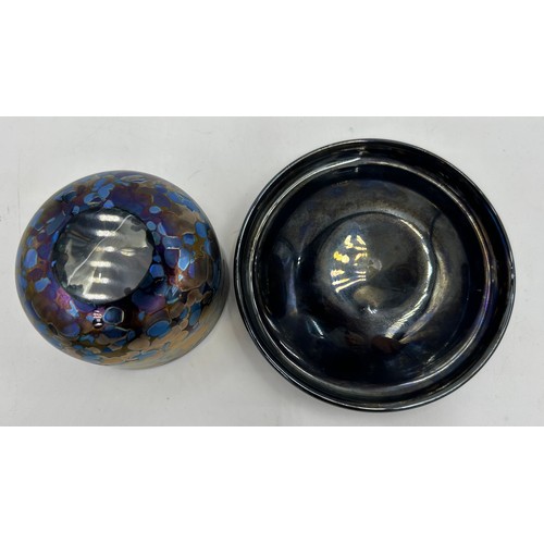 534 - Isle of Wight studio glass Bon Bons Allsorts Collection to include 2 x globes vases 11cm h  with bla... 