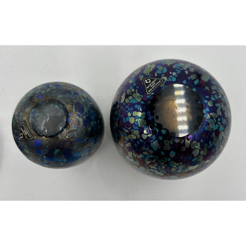 534 - Isle of Wight studio glass Bon Bons Allsorts Collection to include 2 x globes vases 11cm h  with bla... 