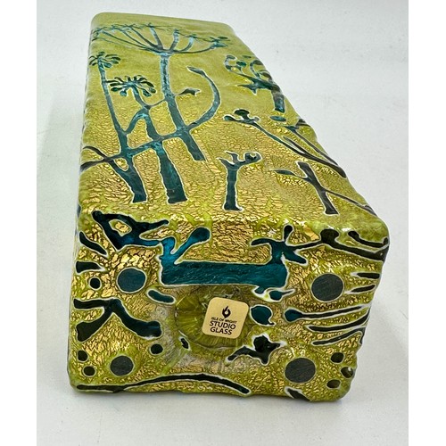 541 - A Gold/Lime Fennel square commission day piece/ vase  by Timothy Harris, Isle of Wight. Signed and d... 