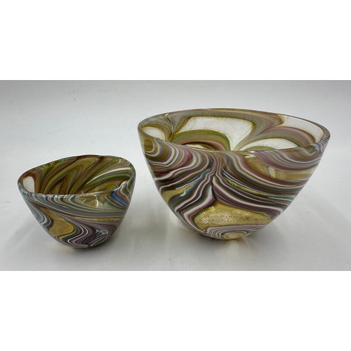 543 - Timothy Harris at Isle of Wight Glass 'Zanfirico' patterned studio glass to include 2 x bowls both s... 