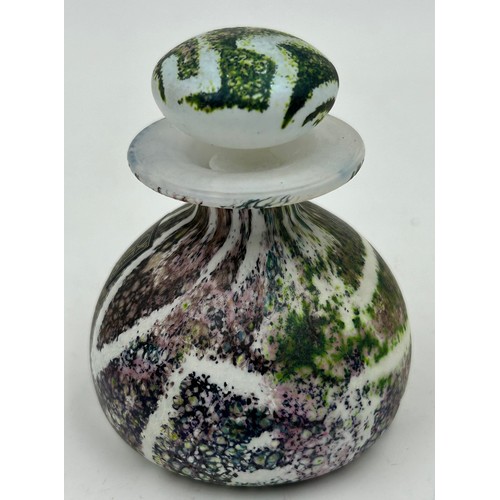 556 - Isle of Wight studio glass 'Rhythm 'n' Blues' Jazz collection to include large globe vase 13cm h, sm... 