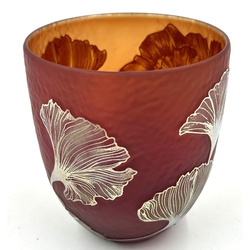 564 - Isle of Wight studio glass by Jonathan Harris to include a Yellow floral/butterfly design bowl 11cm ... 