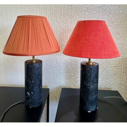 1027 - A pair of marble Pooky Herbert table lamps. 25cm h.