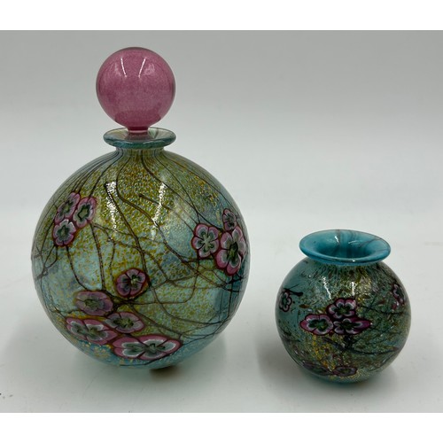 438 - Isle of Wight studio glass Seasons collection 'Spring' designed by Timothy Harris. Each piece exclus... 