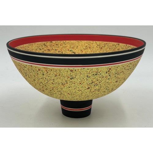 289 - Graham Wilkinson ceramics to include a large flecked bowl on foot in black/red/green/blue/cream 12cm... 