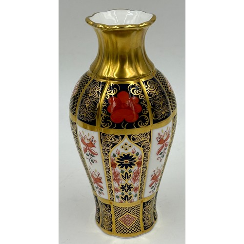 347 - A collection of Royal Crown Derby 1128 Old Imari pattern with solid gold bands to include a vase 18c... 