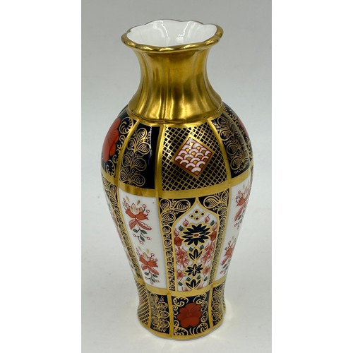 347 - A collection of Royal Crown Derby 1128 Old Imari pattern with solid gold bands to include a vase 18c... 