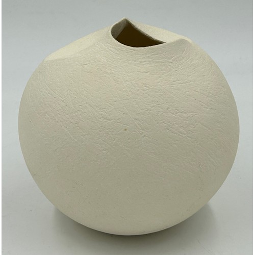 287 - A contemporary Mitch Pilkington textured earthenware sculpture with cream exterior and interior 16cm... 