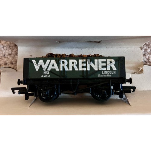 1095 - Boxed Mainline Railways OO gauge to include 37-059 0-6-0 2251 Class Collett Locomotive B.R. Black, 3... 