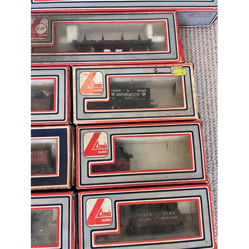 1096 - Boxed LIMA OO/HO Rolling Stock to include 305325W, 305352W, 4 x 305311W, 305344W, 3 x 305612W, 30311... 