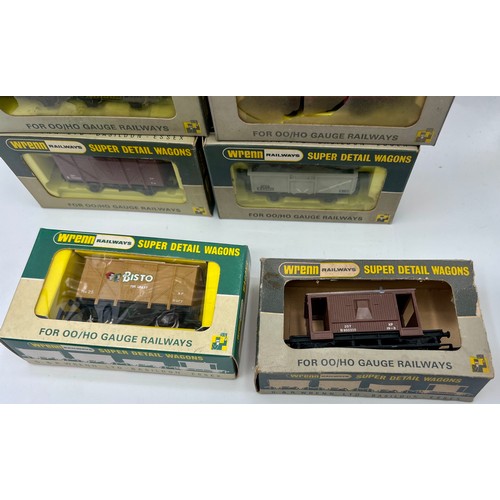 1099 - Wrenn 00 Gauge Wagon to include W5047 Bisto Ventilated Van, W4305X Fruit Van, W5013 6 Wheeled Wagon ... 