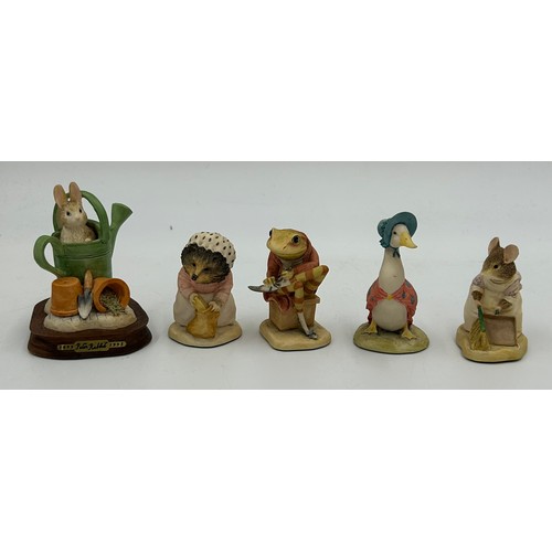 363 - Eight Border Fine Arts boxed Beatrix Potter figures to include : CBP 07 Peter Rabbit with Watering C... 