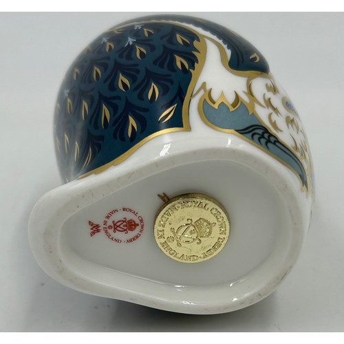 373 - Five Royal Crown Derby Paperweights to include Duckling in a Members Guild box, Rock hopper Penguin ... 