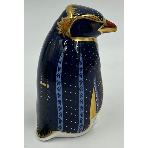 373 - Five Royal Crown Derby Paperweights to include Duckling in a Members Guild box, Rock hopper Penguin ... 