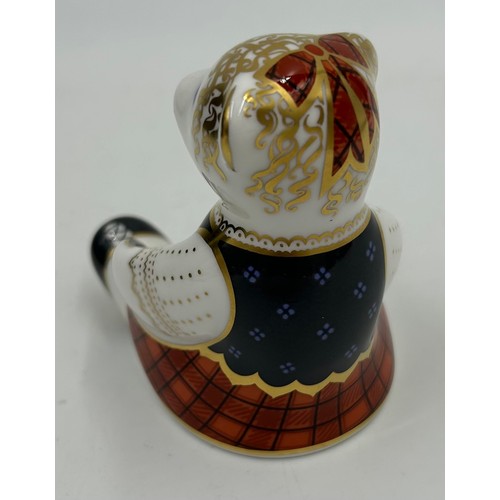 374 - Four Royal Crown Derby Paperweights to include Toad Exclusive edition 2517/3500, Platinum Black Swan... 