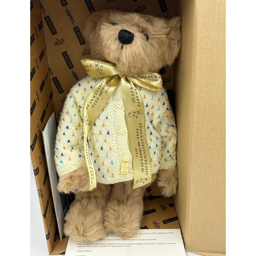 1070 - A Collection of Dean's Rag Book Bears to include '2004 Gold Member Bear' boxed, 'Herbert' No.923, 'H... 