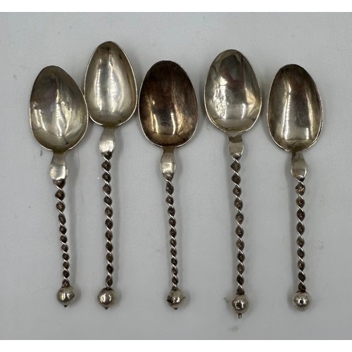 811 - Various hallmarked silver to include : cruet set  (mustard, salt and pepperette with blue liners), B... 