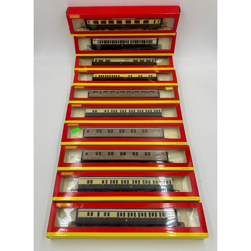 1123 - Ten Hornby 00 gauge Pullman Coaches to include R4065C,  R4151A, R4199, R4026A, R4062C, R4066C, R4030... 